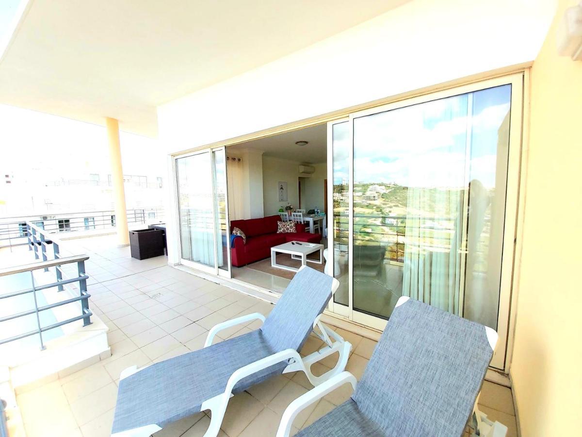 Ferienwohnung Sea View Penthouse in Albufeira Exterior foto